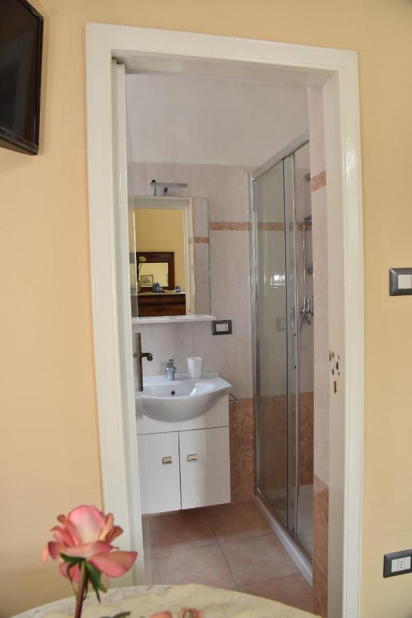 Rosaria Suite & Rooms Lecce Exterior foto