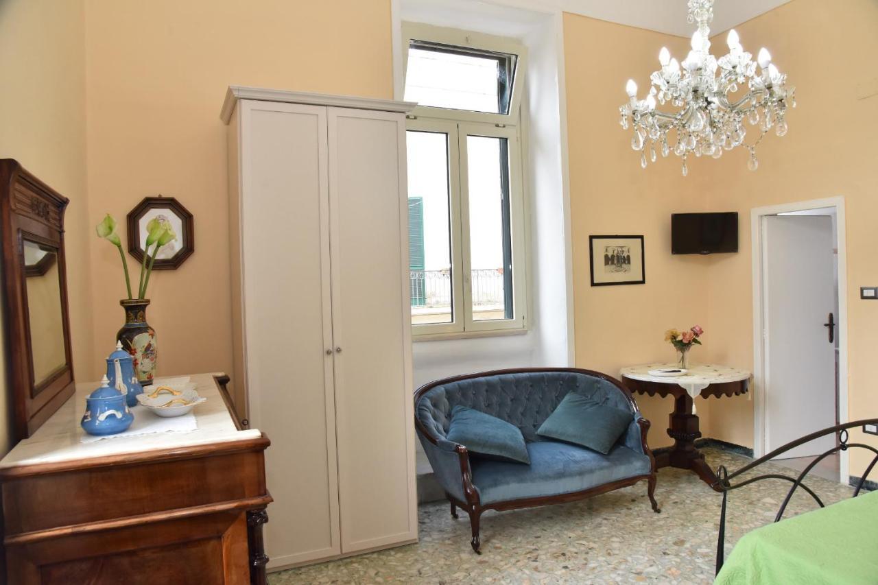 Rosaria Suite & Rooms Lecce Exterior foto